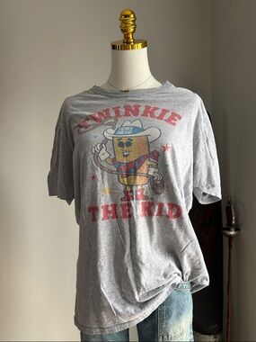 POP Fit Heather Grey Twinkie Graphic Tee with Red and Blue Accents